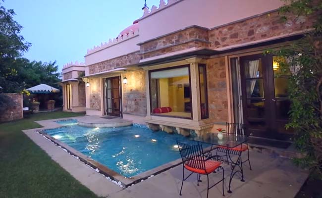 Suite With Private Pool